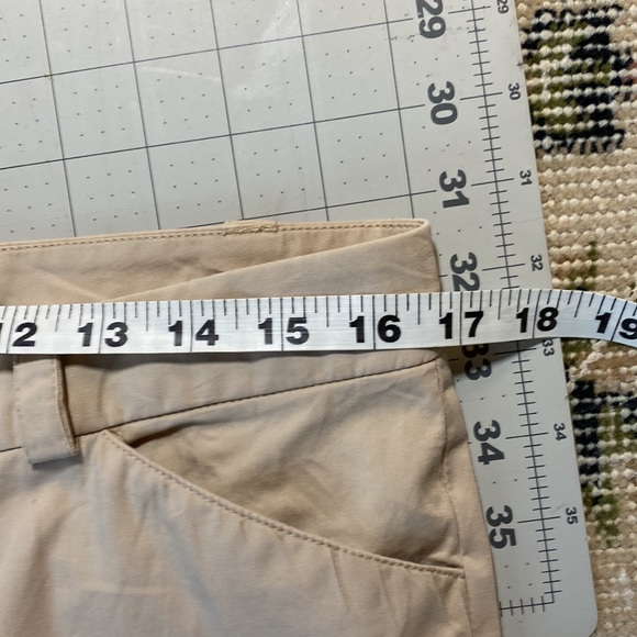 Burberry Womens Kahkis🔥 Classic Tan w/ Nova check interior detailing, FLAWLESS! - Picture 16 of 16